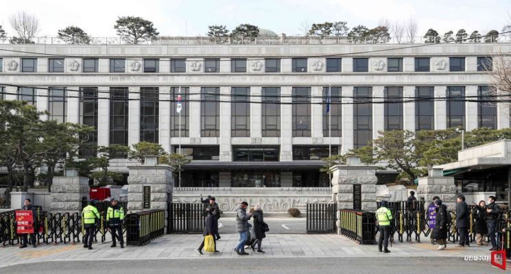 '비영리 사단법인 설립허가' 민법 조항 66년 만에 위헌 심판대 올라