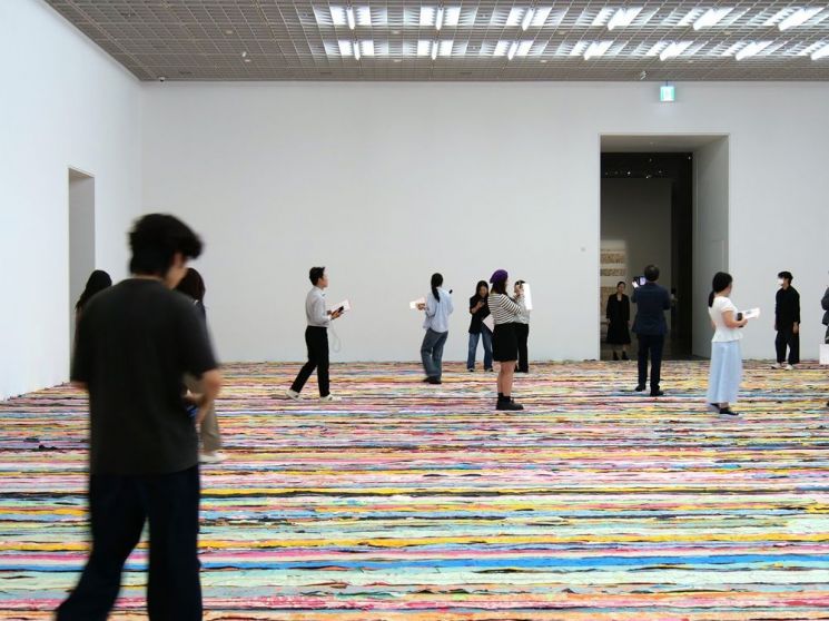 아모레퍼시픽미술관, 마크 브래드포드 개인전 5주 연장