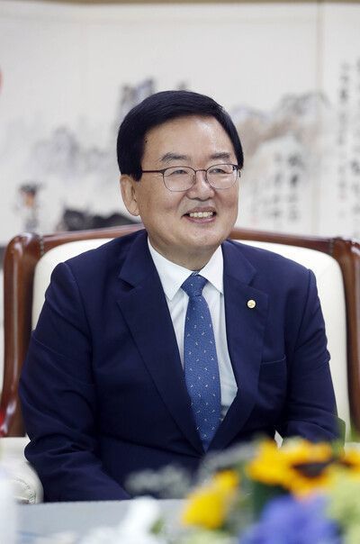 사퇴 번복 문인 청장, 기초단체장 심사 신청