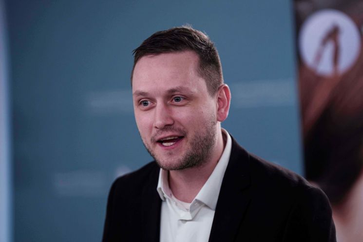 그린란드 총리 "美 군사 침공 등 모든 시나리오 대비"