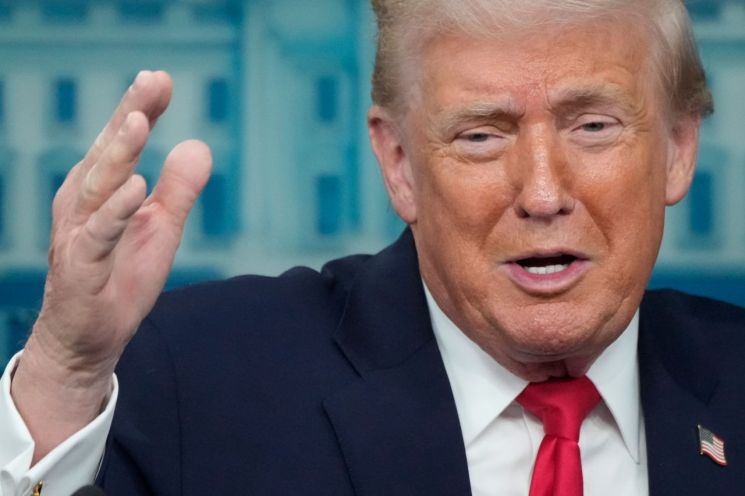 트럼프 "알래스카 천연가스 사업, 韓日덕에 전례없는 재원 마련"