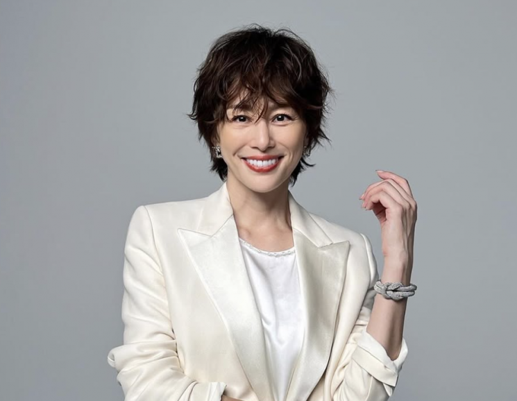 국민 배우 자택서 마약 발견…요네쿠라 료코 검찰 송치 