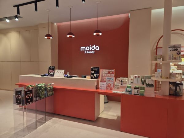 올리브영 vs 실리콘투…K뷰티 산파, 글로벌 영토경쟁