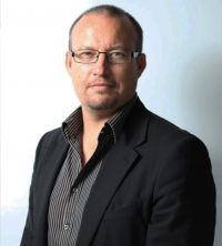 저드 수석 디자이너 존 폴린. 대우건설