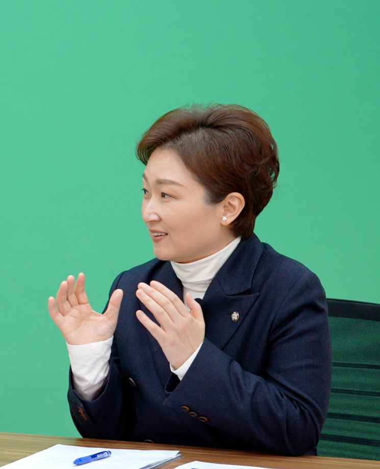 [Current Affairs Show] Lee Eonju: "Lee Hyehoon's 'Subscription Issue' Unacceptable, Public Opinion Very Negative"