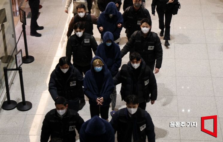 "한국인 건들면 패가망신" 李 경고 글 삭제됐다…왜?