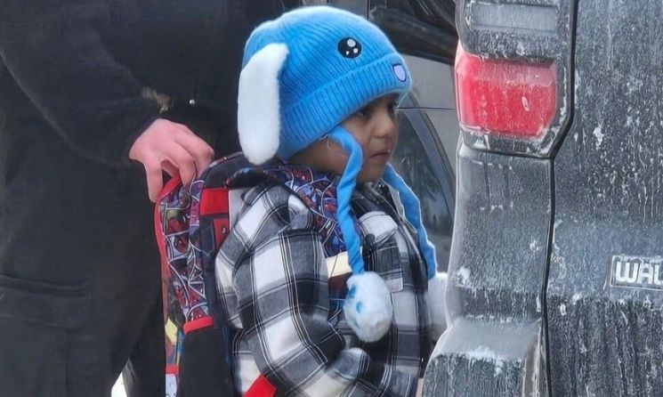 5살 아이 구금도 모자라 '미끼'로? 美 이민당국 또 논란