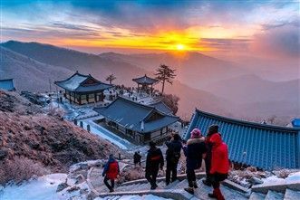 원주 치악산 & 구룡사. 강원관광재단 제공