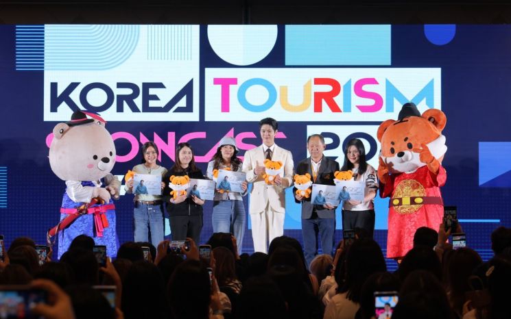 박보검 뜨자 방콕 들썩…'한국관광 쇼케이스' 성료