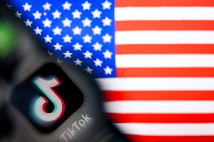 TikTok U.S. Sale Triggers 150% Surge in App Deletions Amid Censorship Concerns