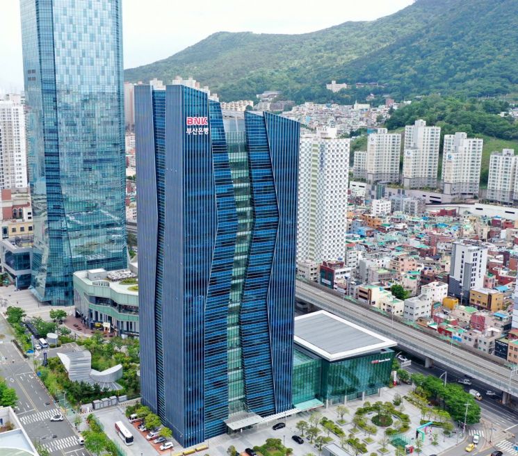 부산은행, AI기반 대안신용평가모형 도입…"금융 사각지대 줄일 것"