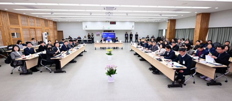 논산 탑정호 복합문화 휴양단지 조성사업 보고회 모습