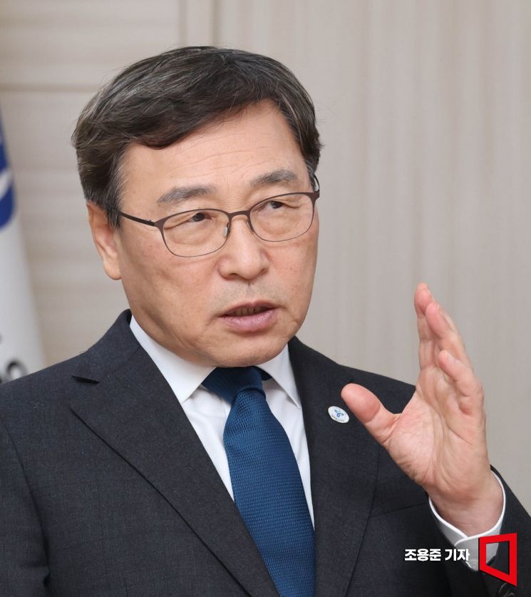 정근식 "교육개혁, 초중등부터 고등교육까지 이어져야…교육감·총장 협의체 필요"