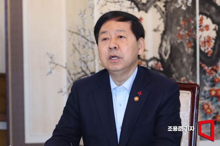 구윤철 "다주택자 양도세 중과 유예 없다…투기용 주택 세제 조정 필요"