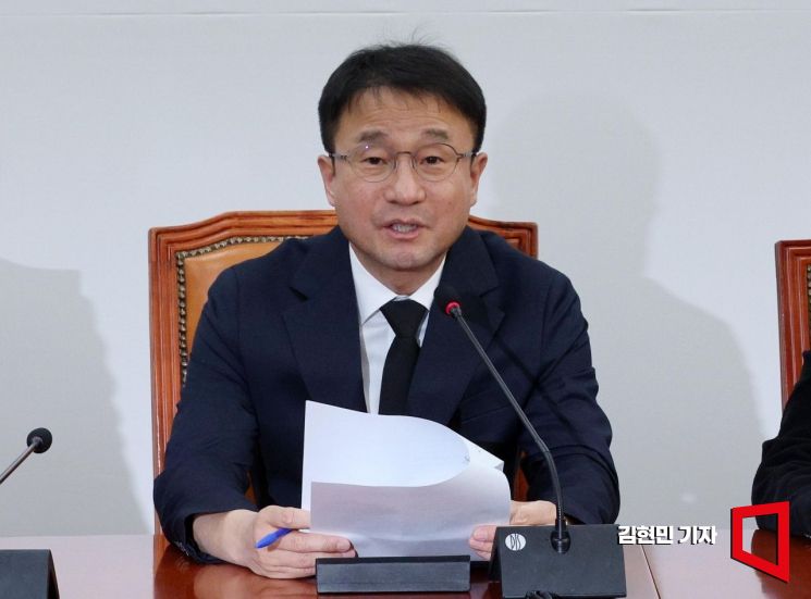 한병도 "토크콘서트로 티켓 장사"…한동훈 "진짜 장사는 민주당" 공방