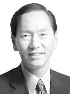 버나드 찬 서구룡문화지구관리국 부의장 겸 아시아 인슈어런스 의장. SCMP