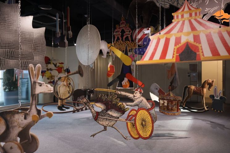 권오상 개인전 'Simplexity' 작품 전시 전경. 사진 더 트리니티