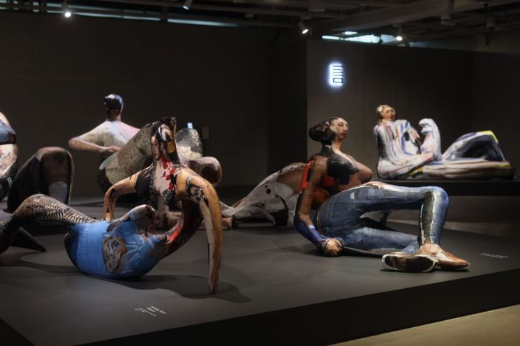 권오상 개인전 'Simplexity' 작품 전시 전경. 사진 더 트리니티