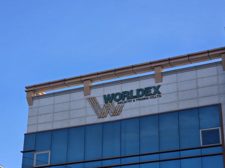 월덱스, '품질 초격차' 신규 공장 증축…반도체 슈퍼사이클 편승