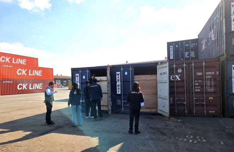 산림청·관세청 "협업 검사로 불법·불량 목재제품 수입 차단"