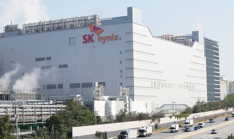 "SK하이닉스 어디서 사요" 문의 폭주…미국 개미까지 '들썩'