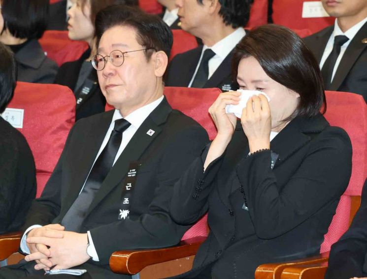 故 이해찬 전 총리 영면에 들다