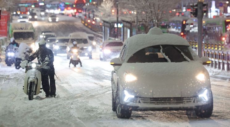대설 예비특보…서울경찰, 332명·장비 141대 '총력 대응'