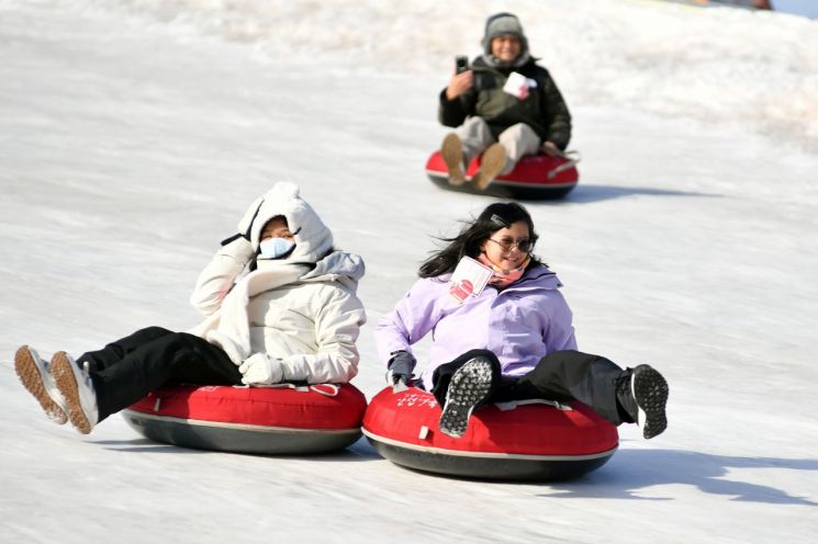 화천산천어축제 폐막, 159만명 방문…세계 관광객 사로잡았다