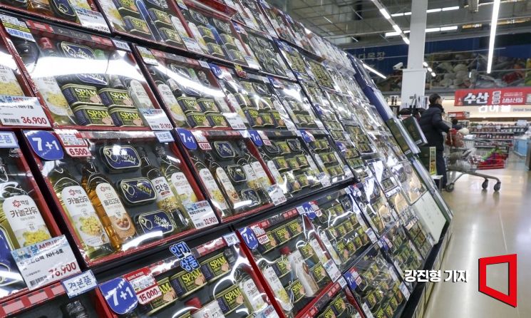 "설 음식 준비 여기서"...대형마트·전통시장서 최대 50%할인 - 뉴스 썸네일 이미지