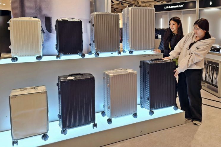 신세계 센텀시티, 프리미엄 캐리어 브랜드 ‘리드볼트’ 선봬