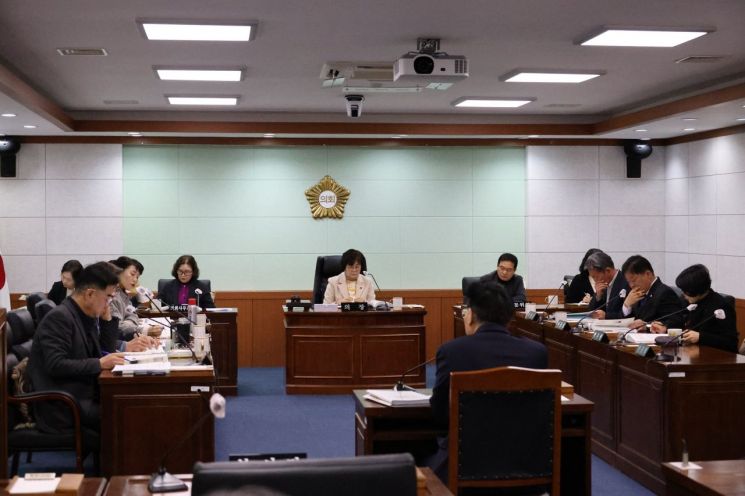 동해시의회, 임시회 5차 본회의 개최…7개 부서 주요업무 계획 청취