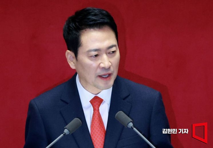 장동혁 연설에 민주 "유체이탈 화법"·혁신 "어거지 비방" 비판