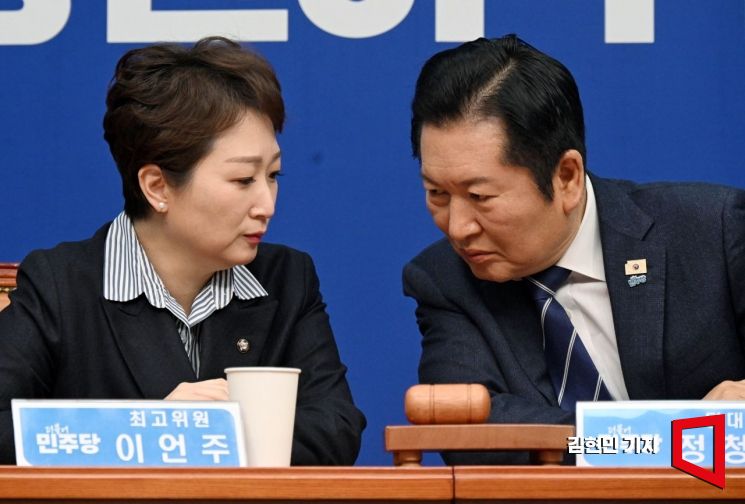 이언주 "조국, 본인 당 일이나 신경 쓰길…뭐가 급해서 날짜까지 정하며 압박하나"