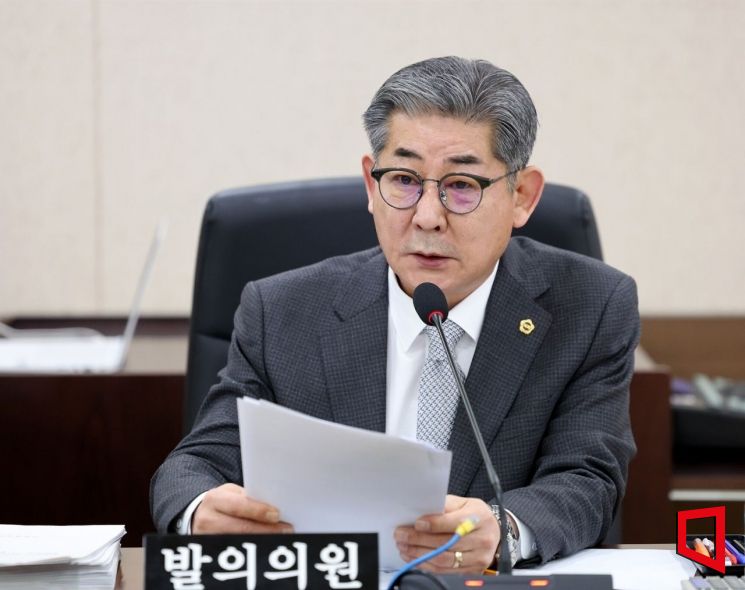 정해권 인천시의회 의장 "의원 정수 확대해야"