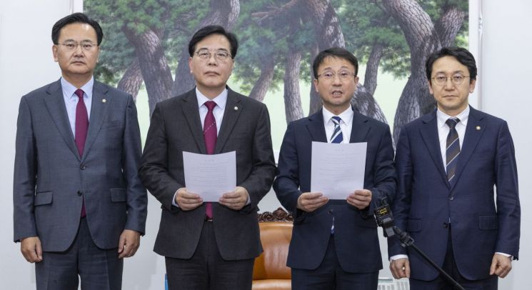 여야, 대미투자특별법 심의 속도 낸다…"비준 동의 문제 삼지 않기로"(종합)