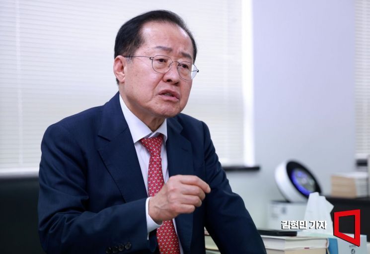 홍준표 "부동산 불패 신화 깨야"…'1가구 1주택' 제한 주장 