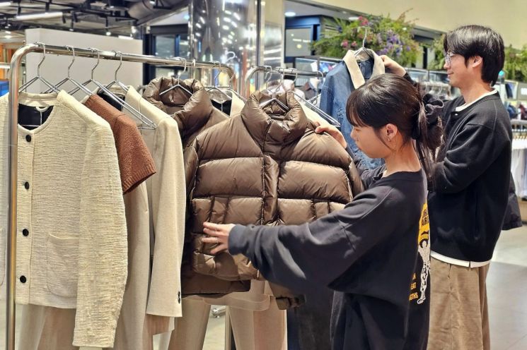 신세계 센텀시티, 지이크 첫 젠더리스 컬렉션 ‘서촌 라인’ 선봬