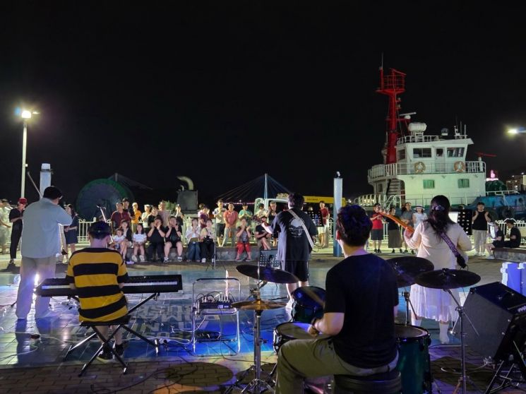 여수밤바다 낭만버스킹, 문화체육관광부 '로컬100' 선정