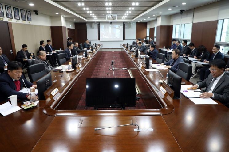 강원랜드, 올해 강원FC에 '최대 48억' 쏜다…제228차 이사회 의결