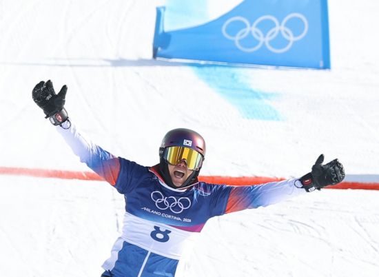 [속보]김상겸, 스노보드 평행대회전 은메달 확보