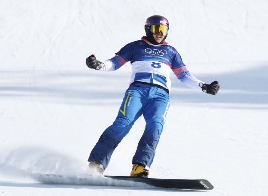 "와이프, 가족들 고생했다" 눈물…'깜짝 銀' 스노보더 김상겸, 韓 올림픽 '400번째 메달' 주인공(종합)