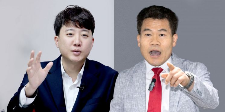 전한길 "이준석 토론 이길 자신" vs 李 "그때까지 구속되지 말고 무사하길"