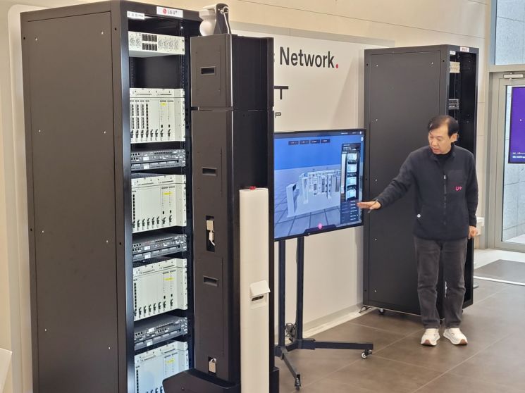 LG유플러스, AI로 네트워크 운영…교환국에 AI 로봇 배치도(종합)