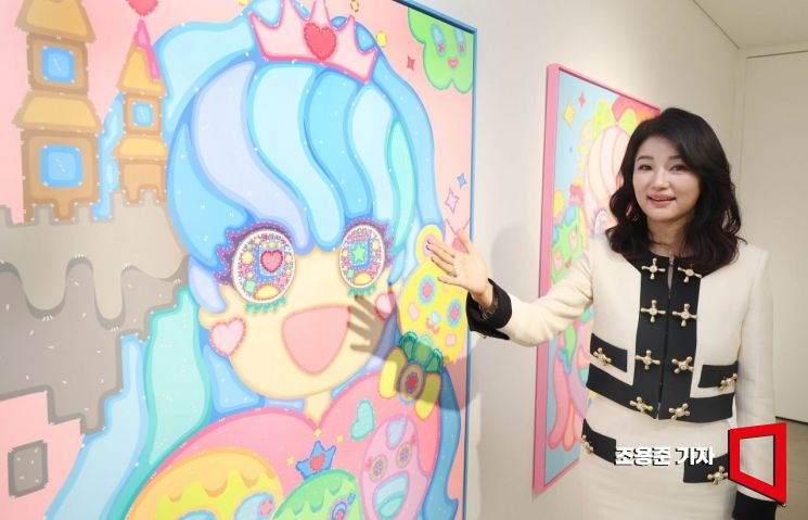 홍지숙 아트토큰 대표가 서울 강남구 역삼동 아트토큰 갤러리에서 아시아경제와 인터뷰 하고 있다. 조용준 기자