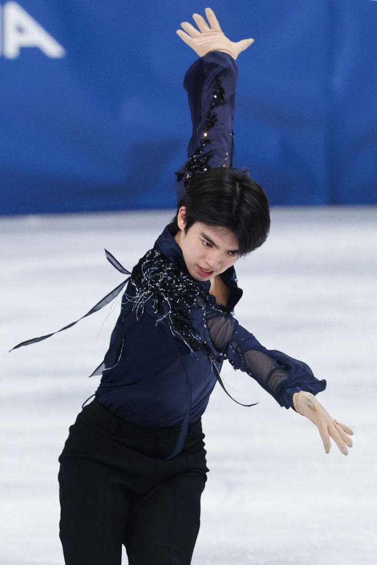 차준환, 무결점 연기로 쇼트 시즌 최고점…프리 진출 확정