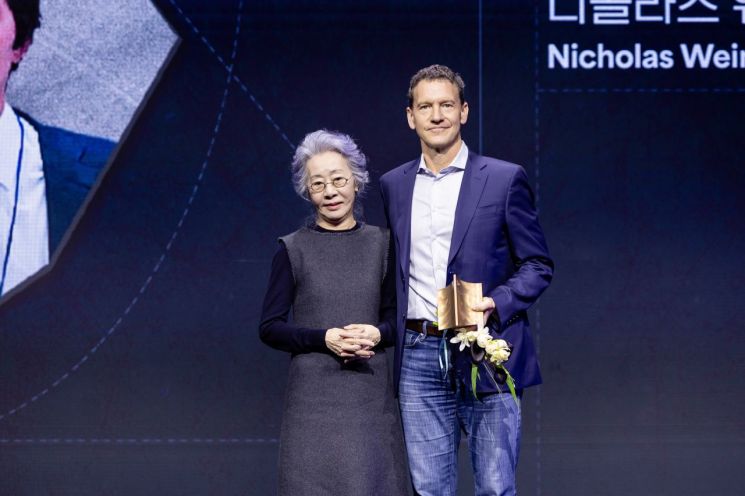 전세계가 사랑한 IP 주역 한자리에…CJ ENM '2026 비저너리 어워즈'