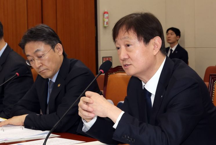 이찬진 "가상자산거래소 보유잔고·장부수량 실시간 연동돼야"(종합)