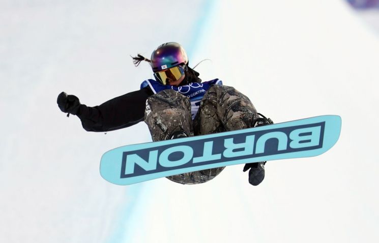 '고교생 스노보더' 최가온, 결선 진출…'금메달 GO'