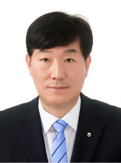 농협중앙회 상호금융대표에 선임된 윤성훈 전 농협중앙회 상호금융기획본부 상무. 농협중앙회