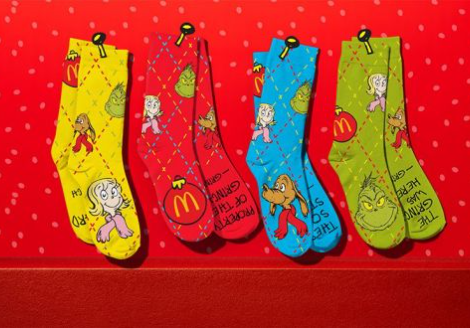 '혹 하게' 양말도 넣어 5000만 켤레 팔더니…'가성비' 맥도날드 실적 날았다